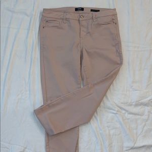 Kensie knockout skinny jeans. Mid rise